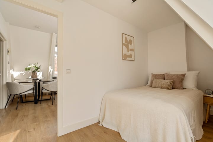 Studio te koop: Tweede Atjehstraat 45-4, Amsterdam