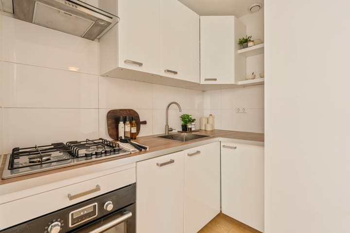 Studio te koop: Tweede Atjehstraat 45-4, Amsterdam