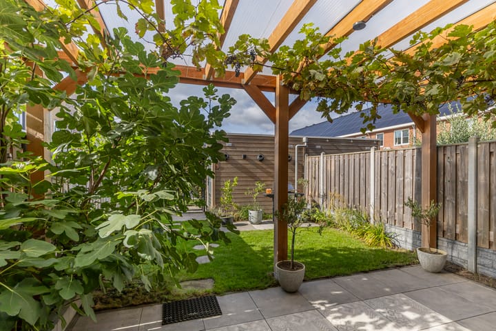 Tussenwoning te koop: Parelmoervlinderlaan 7, Rijswijk (Zh)