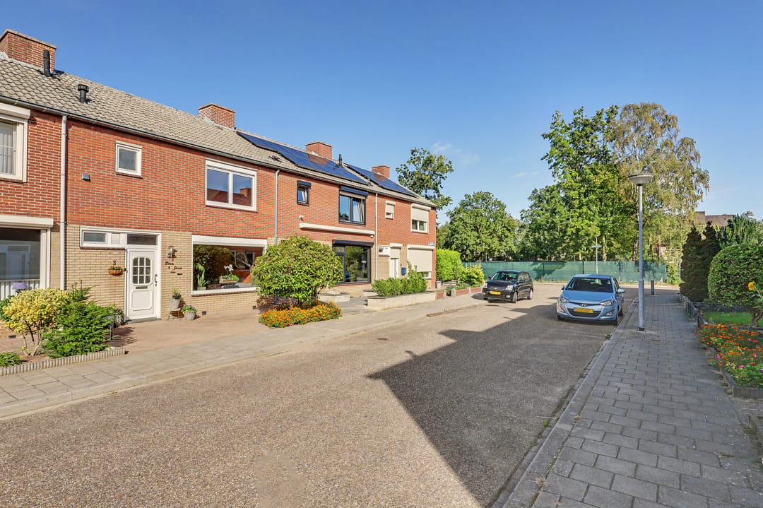 Photo 17 of Willem Alexanderstraat 3