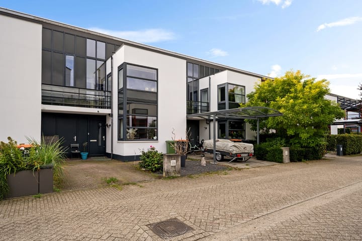 Tussenwoning te koop: Waterlelie 24, Amersfoort