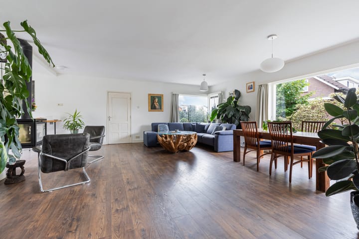 Appartement te koop: Oud-Loosdrechtsedijk 158, Loosdrecht