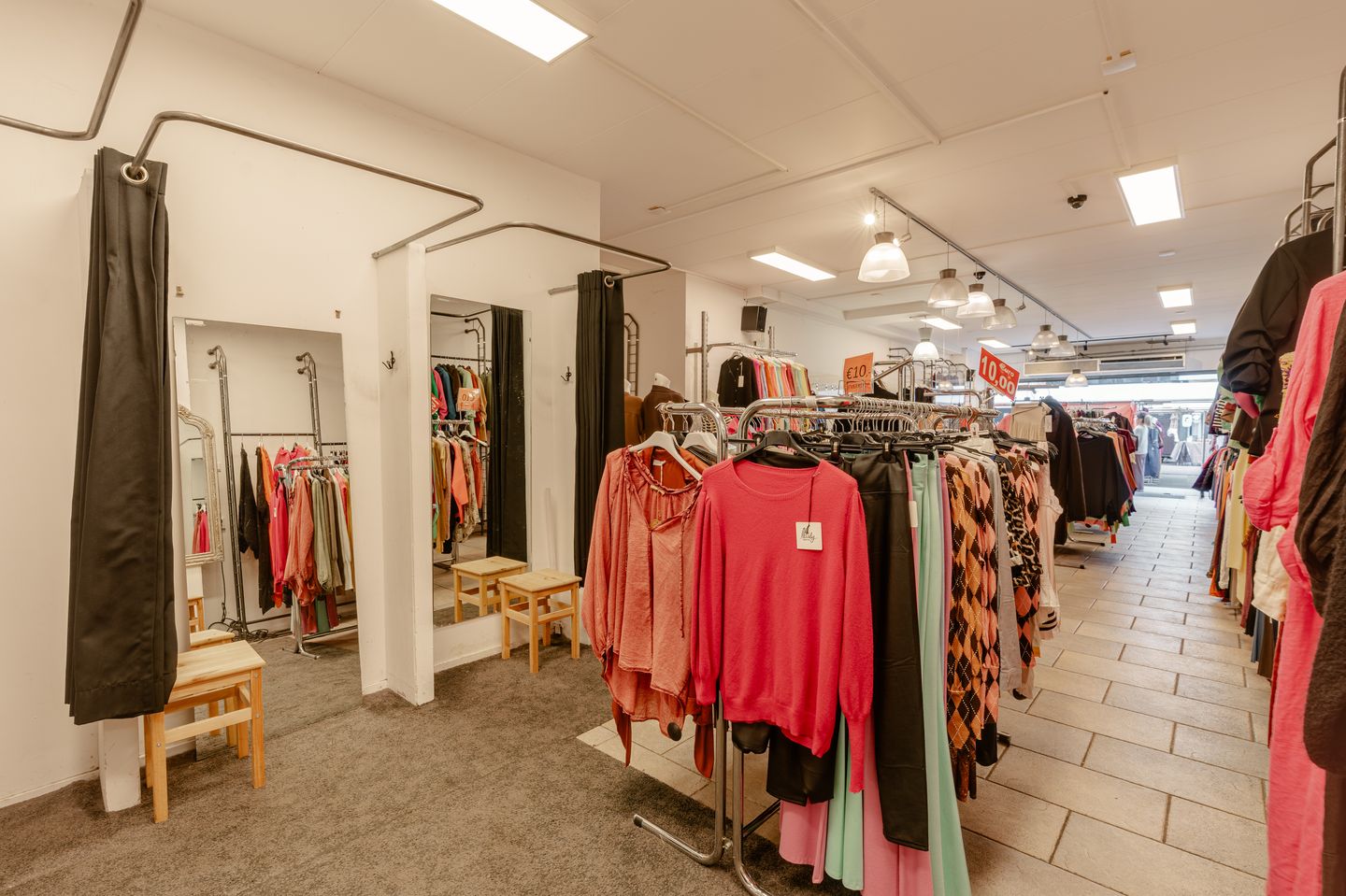 View photo 5 of Albert Cuypstraat 168-F