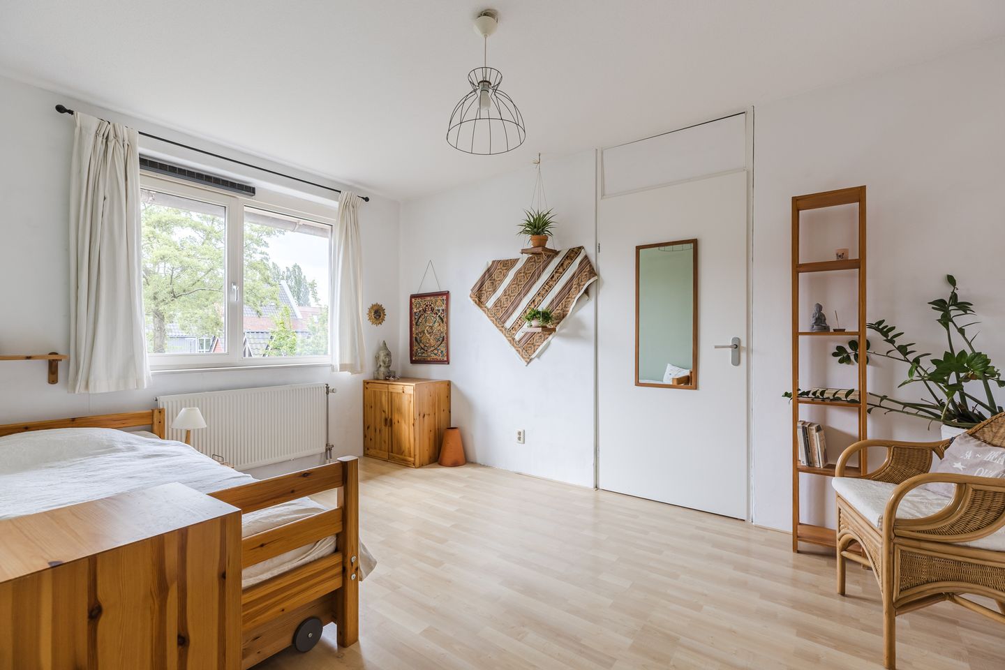 Photo 19 of Moerbeistraat 9