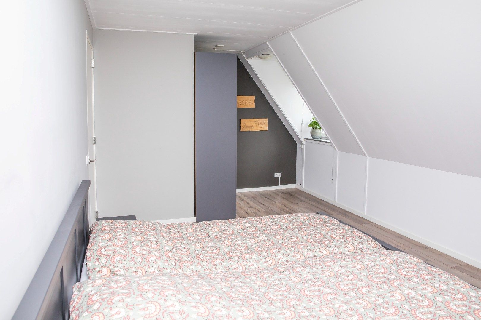 Photo 87 of Burgemeester D J Pottstraat 1
