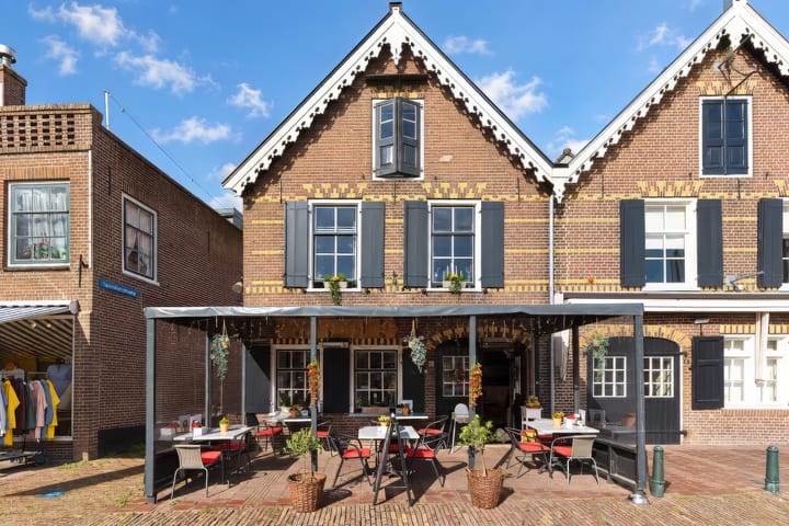 Oude Schans 8, Bunschoten-Spakenburg