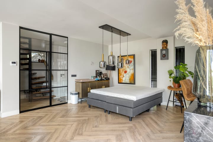 Hoekwoning te koop: In het Midden 67, Uithoorn