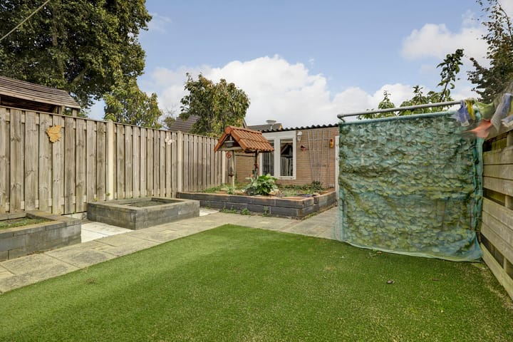 Tussenwoning te koop: Nieuwe Kruisstraat 5, Rossum (Ge)