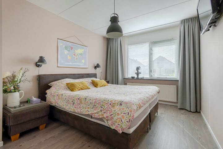 Hoekwoning te koop: Ereprijs 14, Barneveld