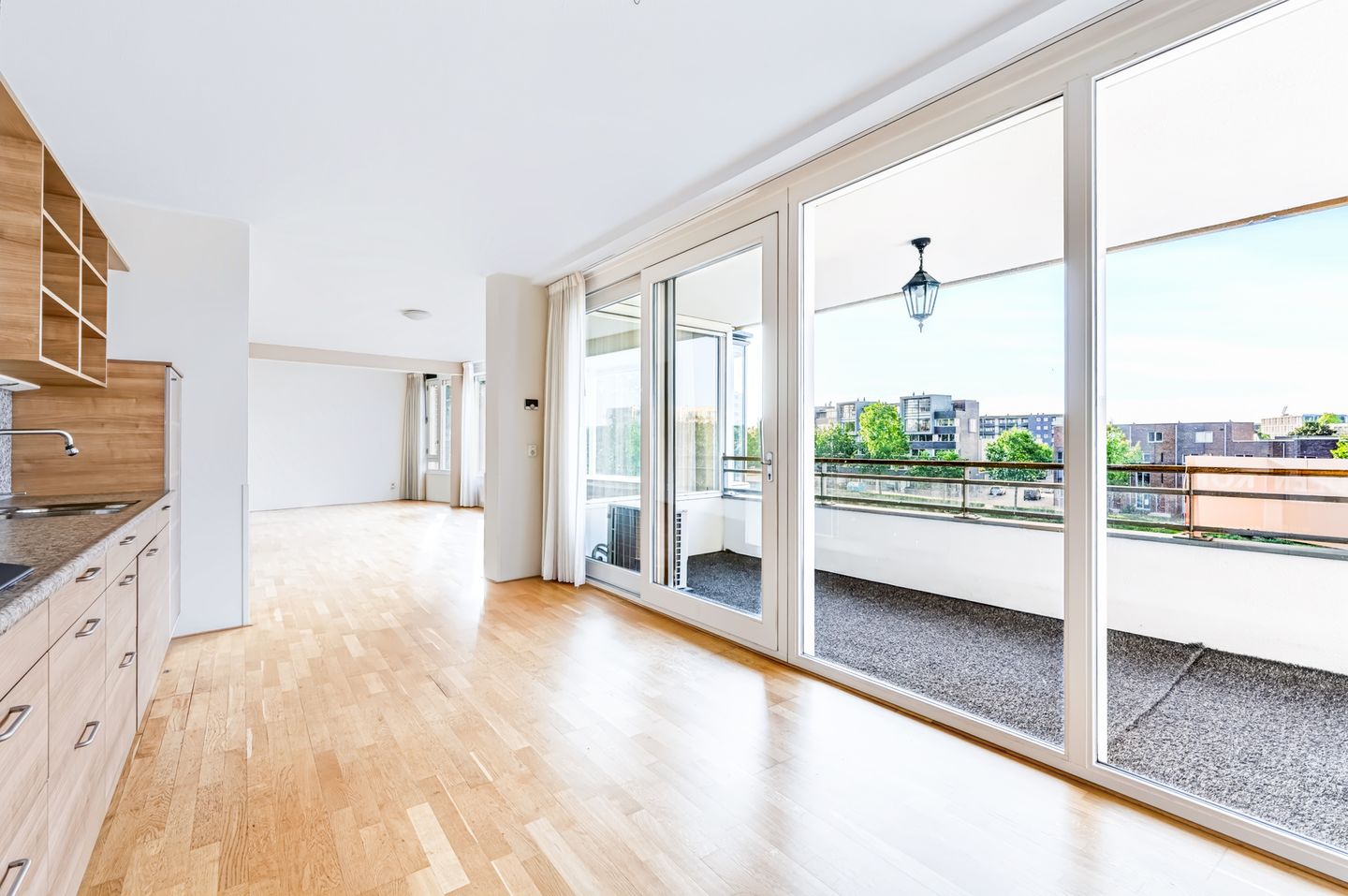 Foto 4 van Baron Sloetkade 325