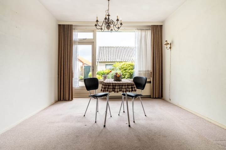 Tussenwoning te koop: Pelsakker 5, Breda