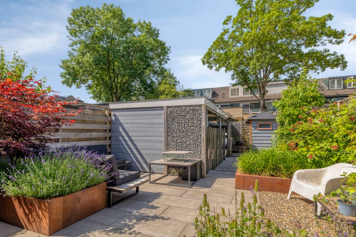 Tussenwoning te koop: Laan van Rapijnen 5, Linschoten