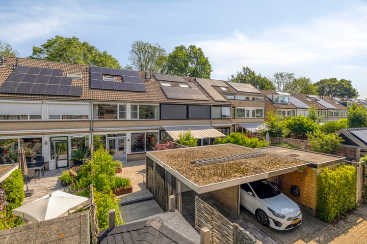 Tussenwoning te koop: Laan van Rapijnen 5, Linschoten