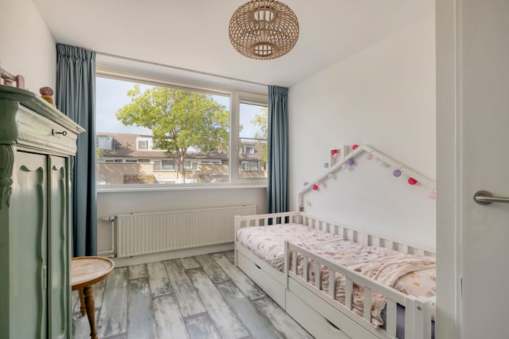 Tussenwoning te koop: Laan van Rapijnen 5, Linschoten