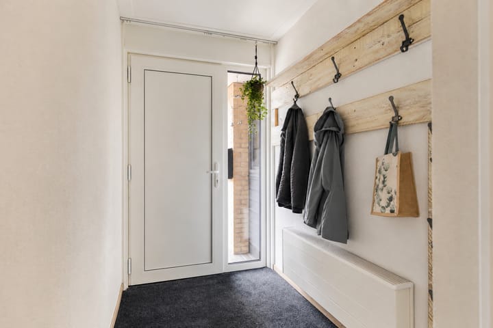 Twee-onder-één-kap te koop: Spoorven 530, Veghel