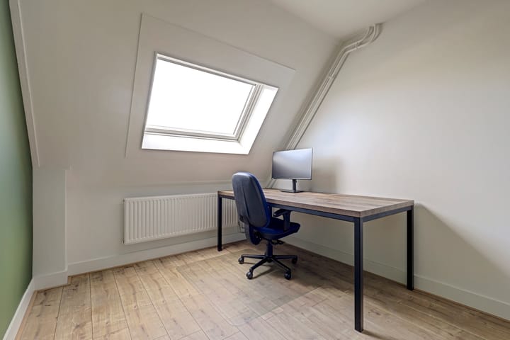 Tussenwoning te koop: De Torenvalk 21, Rossum (Ge)