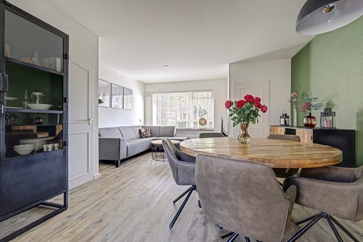 Tussenwoning te koop: De Torenvalk 21, Rossum (Ge)