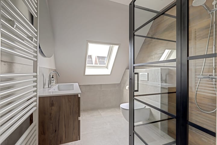 Tussenwoning te koop: De Torenvalk 21, Rossum (Ge)