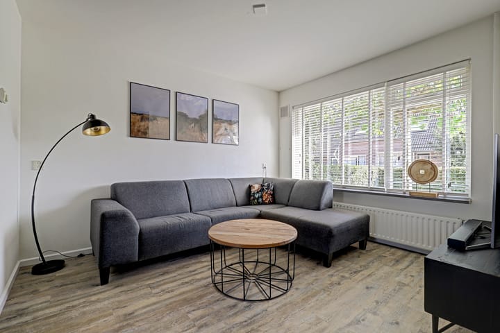 Tussenwoning te koop: De Torenvalk 21, Rossum (Ge)