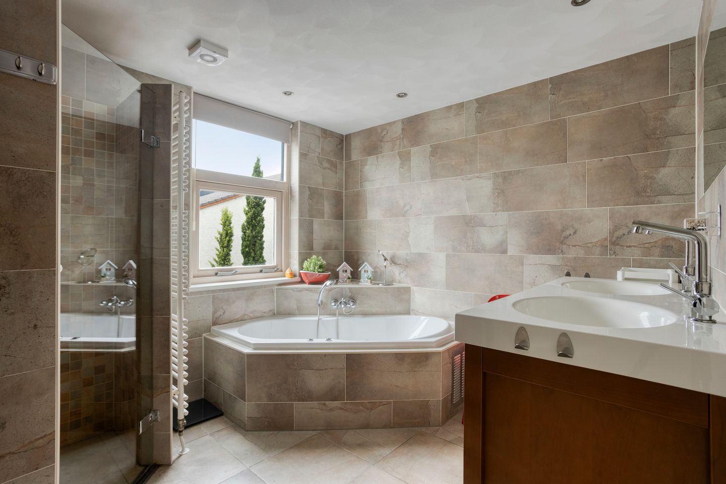 Foto 4 van Weerelaan 6