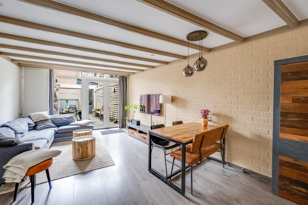 Photo 11 of Houtstraat 39
