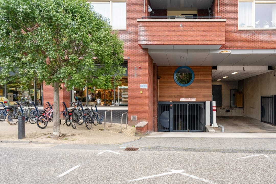 Foto 41 van De Henschoterhof 24