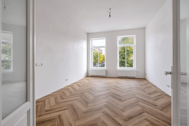 Appartement te koop: Stationsplein 7B1, Breda