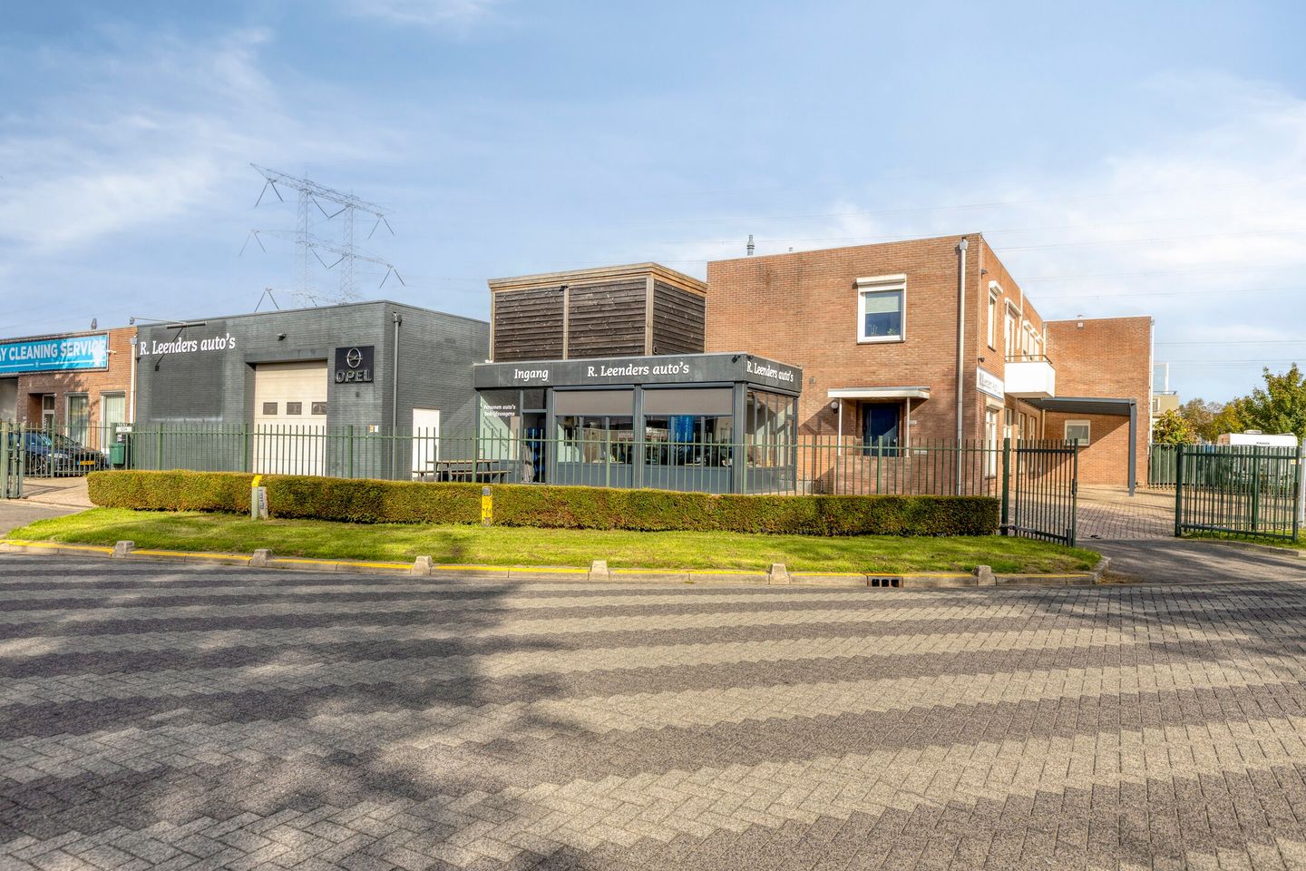 Bekijk foto 1 van Ekkersrijt 1202-1204