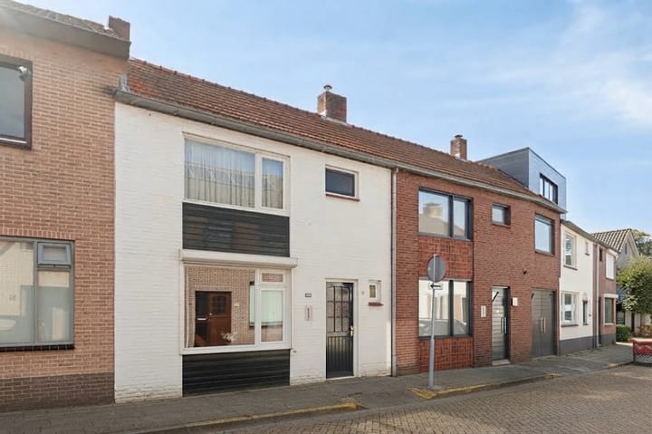 Tussenwoning te koop: Weststraat 51, Axel