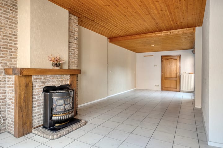 Tussenwoning te koop: Weststraat 51, Axel
