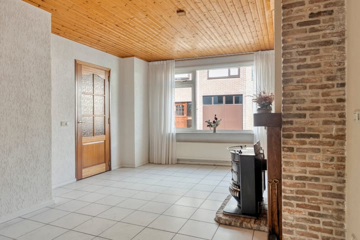 Tussenwoning te koop: Weststraat 51, Axel