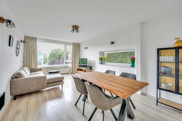 Appartement te koop: Schout Van Eijklaan 5, Leidschendam