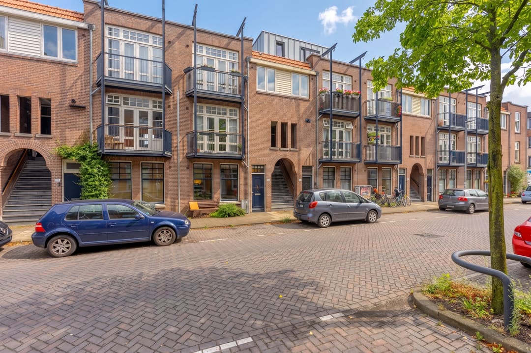 Photo 1 of Busken Huetstraat 24
