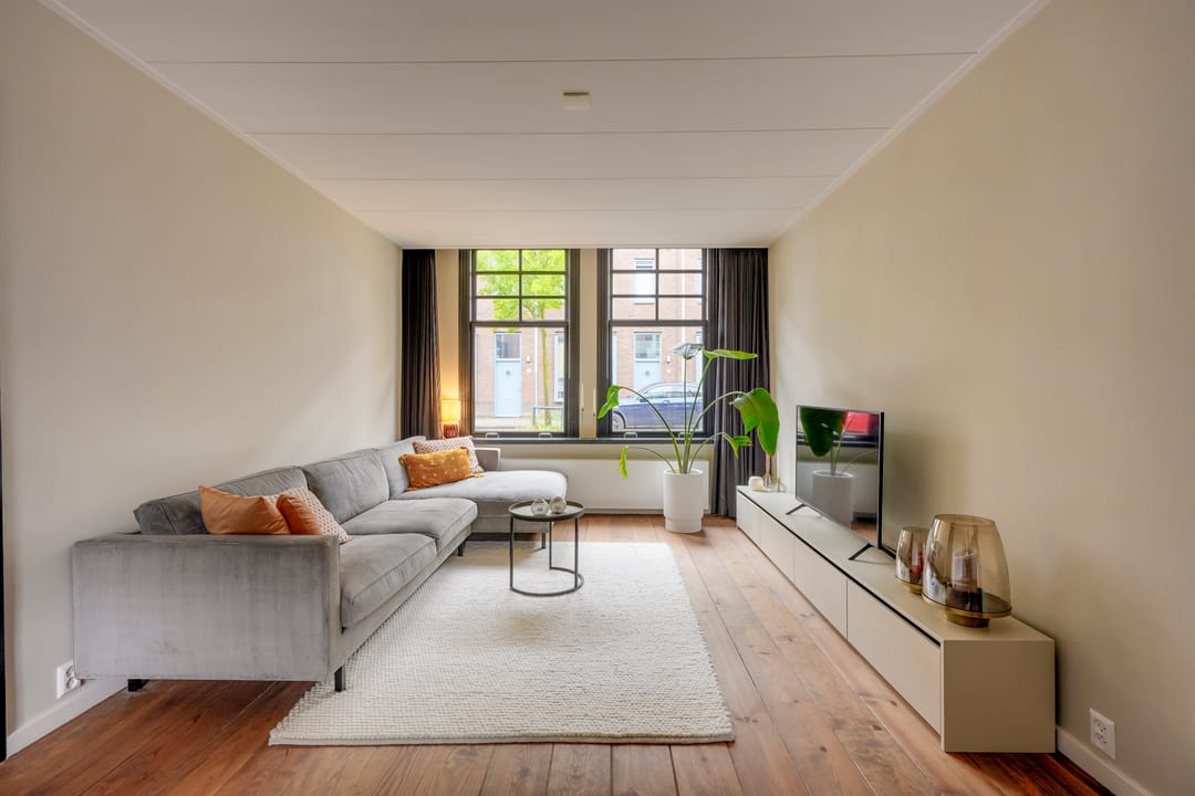 Photo 16 of Busken Huetstraat 24