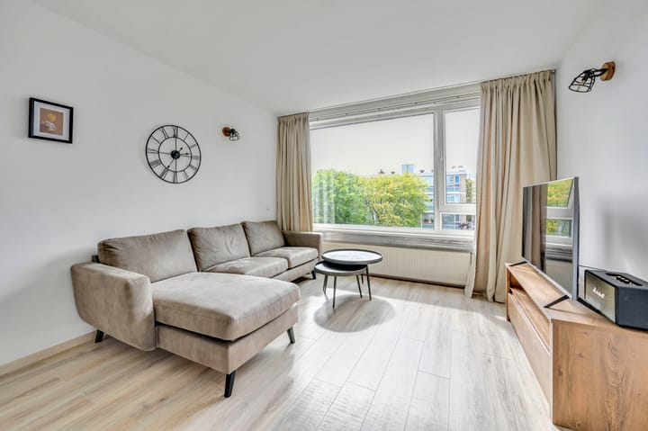 Appartement te koop: Schout Van Eijklaan 5, Leidschendam