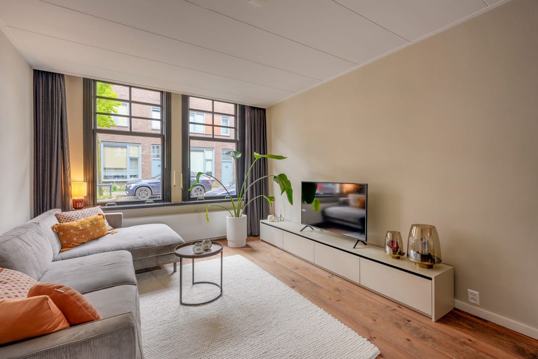Photo 2 of Busken Huetstraat 24