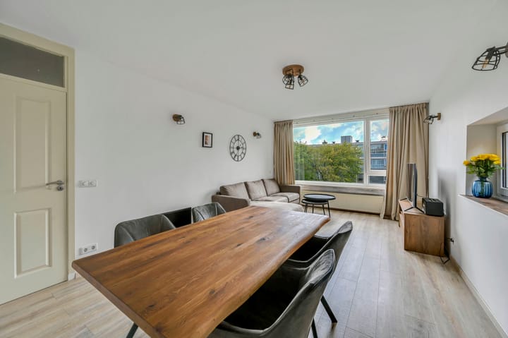 Appartement te koop: Schout Van Eijklaan 5, Leidschendam