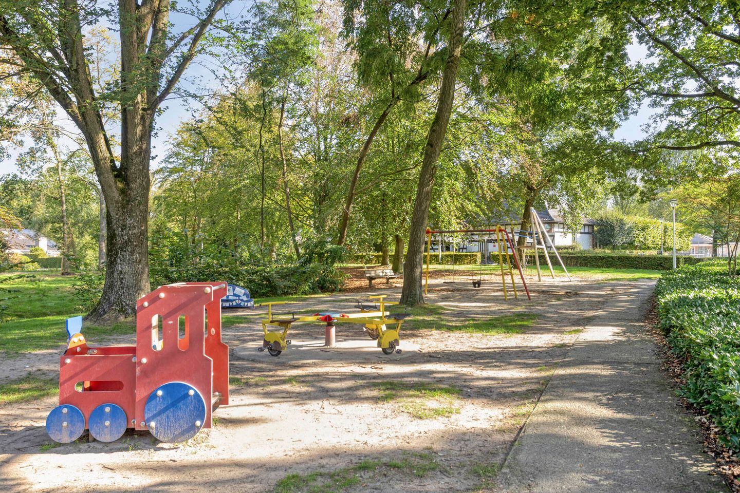 Foto 40 van Ekkersrijt 11