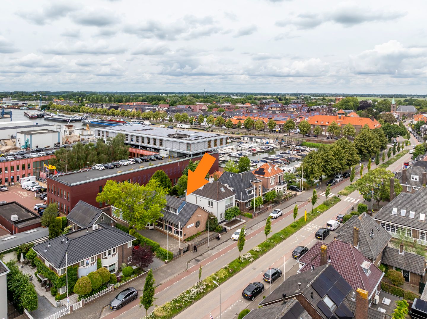 Bekijk foto 2 van Merwestraat 13