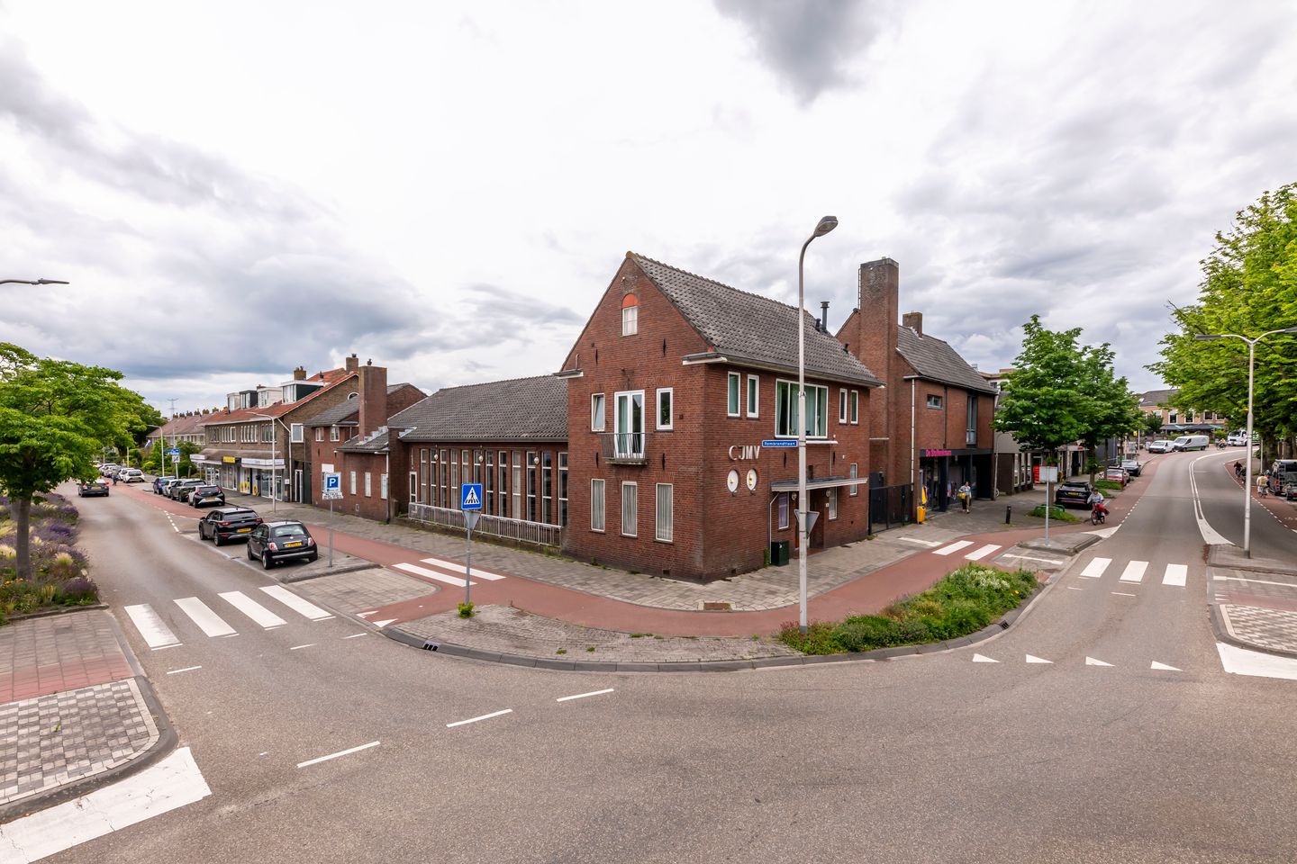 View photo 3 of Stationsweg 29