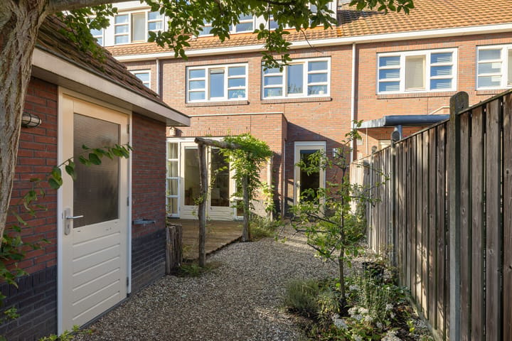 Tussenwoning te koop: Hendrik de Keyzerlaan 5, Eindhoven