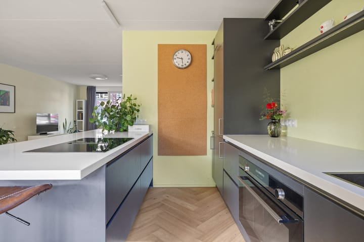 Tussenwoning te koop: Hendrik de Keyzerlaan 5, Eindhoven