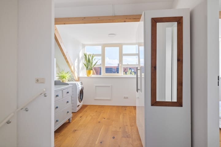 Tussenwoning te koop: Hendrik de Keyzerlaan 5, Eindhoven