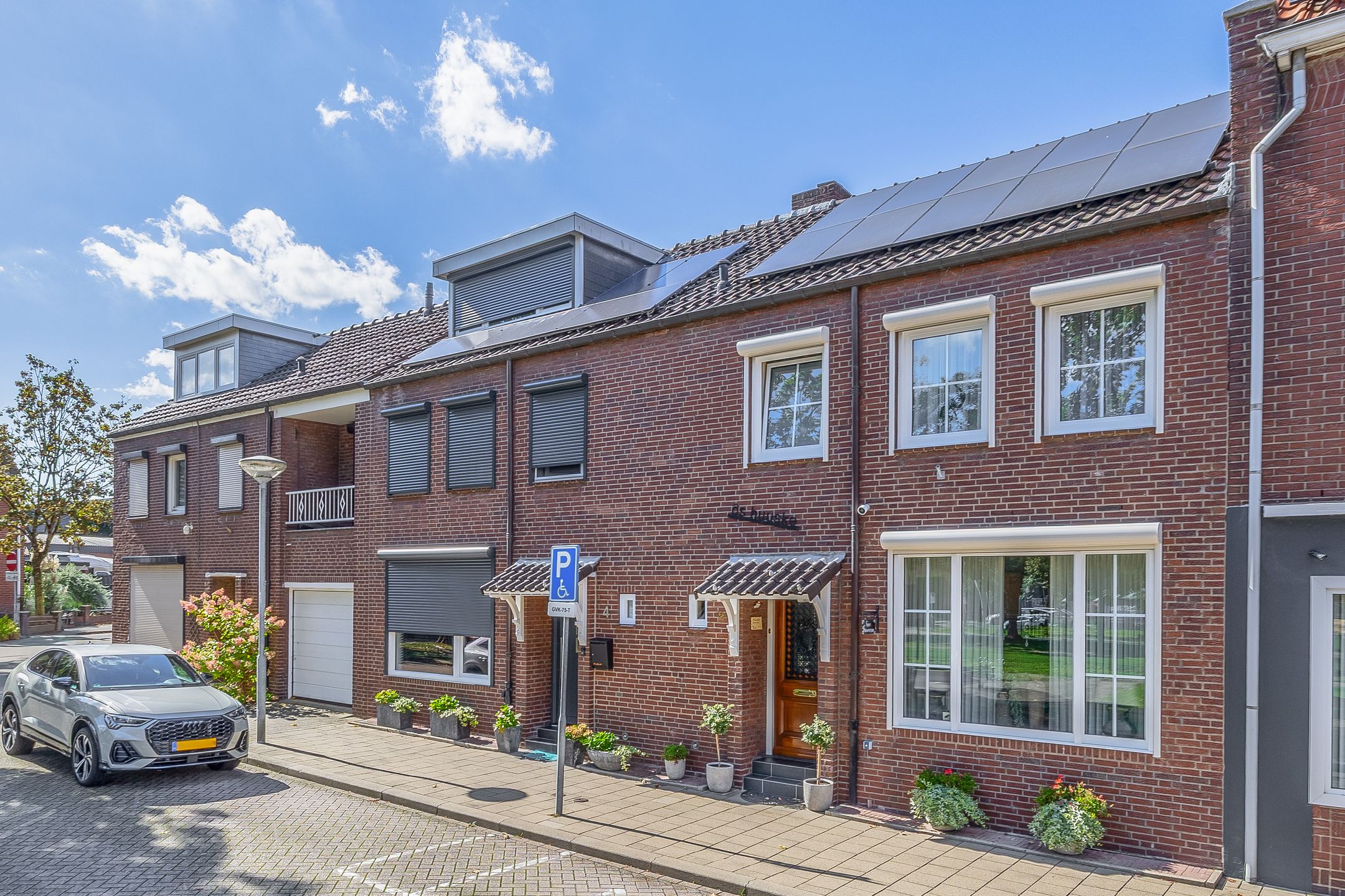 Photo 3 of Pastoor Goossensstraat 2