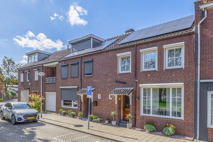 Photo 3 of Pastoor Goossensstraat 2