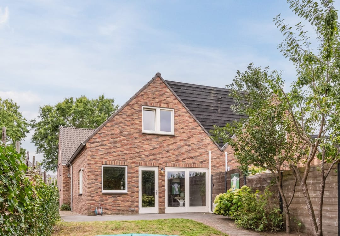 Photo 7 of Leenderweg 107