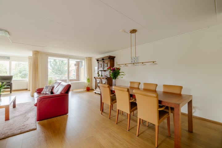 Appartement te koop: Christina van Erphof 36, Haarlem