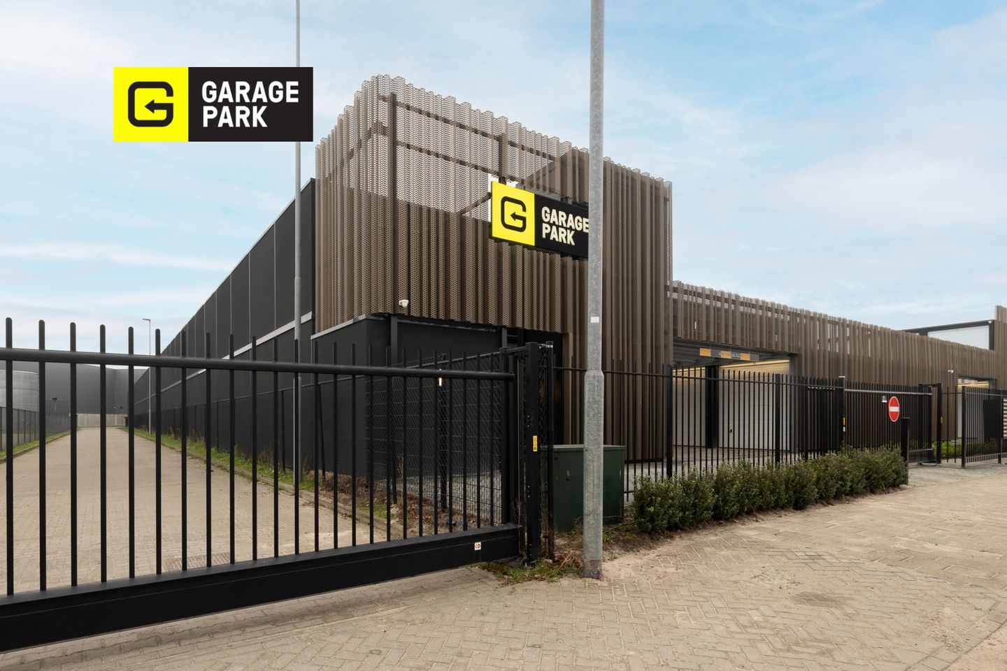 Bekijk foto 2 van GaragePark Den Bosch