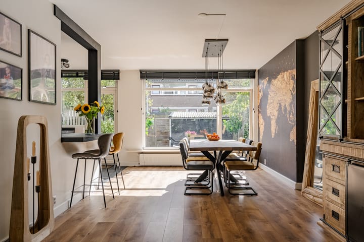 Tussenwoning te koop: Schroeder van der Kolkstraat 14, Haarlem