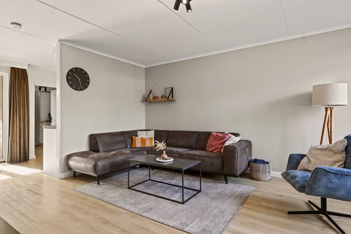 Tussenwoning te koop: Ekster 31, Raalte